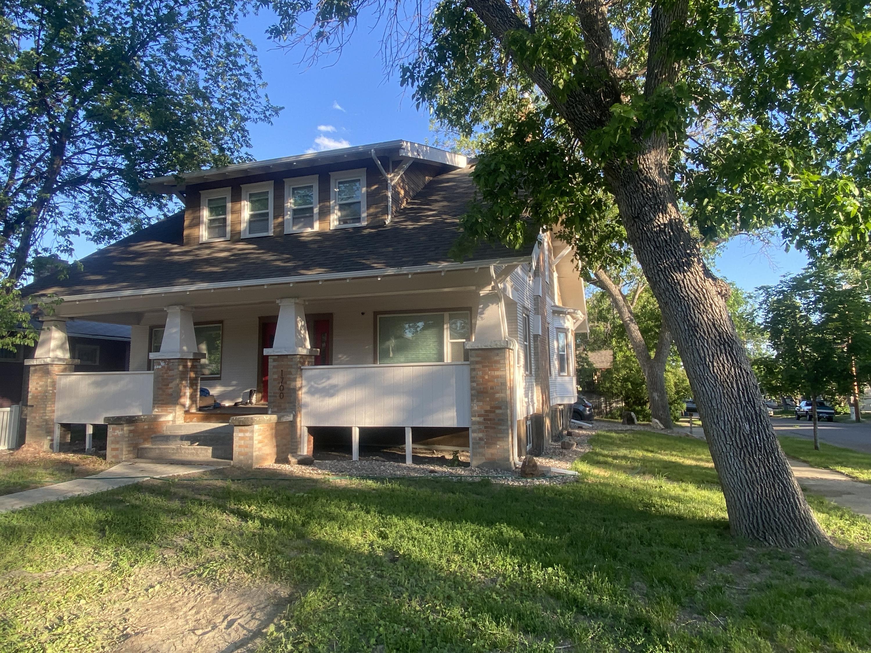 1700 1st Avenue North - 101-lower unit
