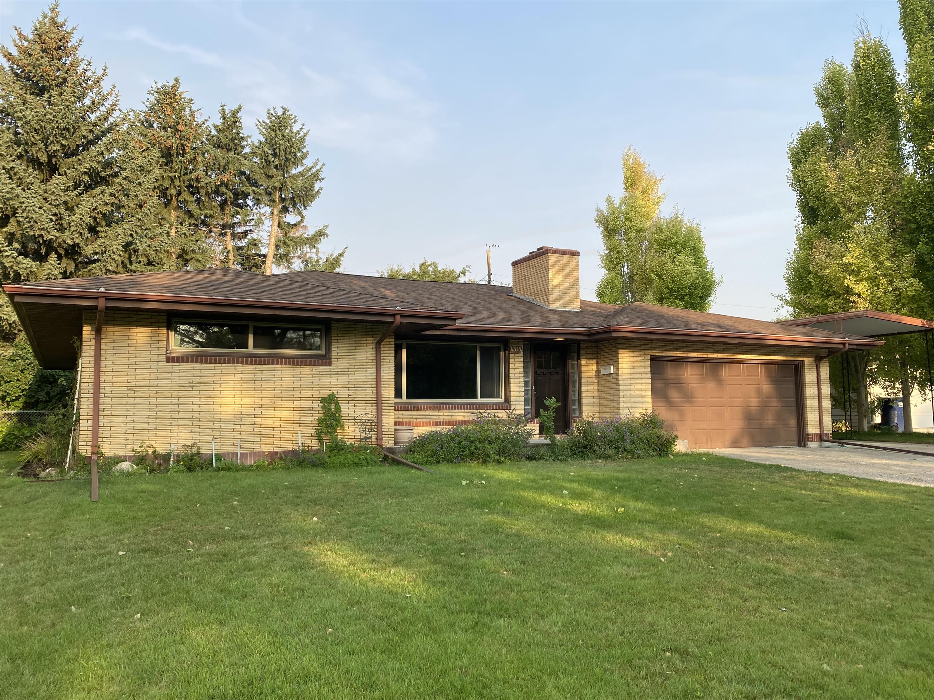 1828 Beech Drive